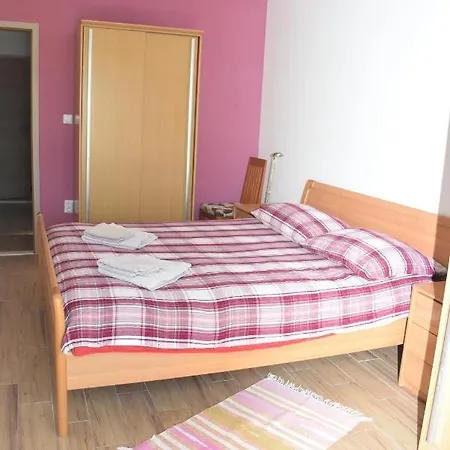 Apartman Marija شقة